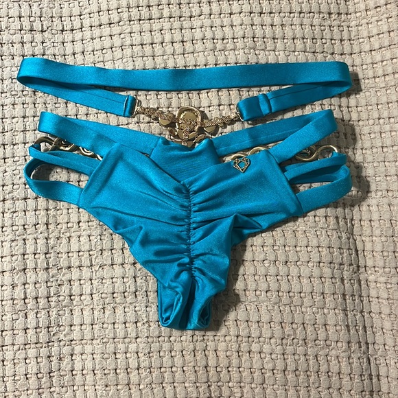 SOLD ON Ⓜ️ERC - Picture 8 of 12